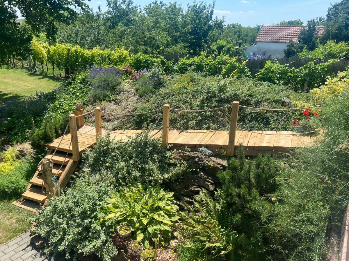 Apartman V Brezi Bagian luar foto